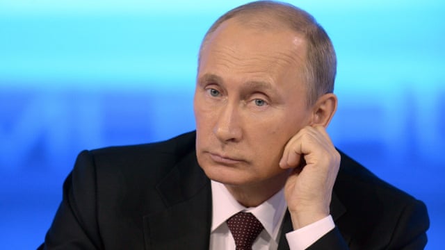 Russian President Putin does not use mobile for fear of surveillance