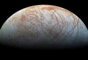 NASA astronomers confirm detected water vapor in Europa