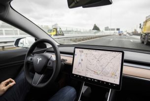 Autopilot: a driver charged with manslaughter in the United States