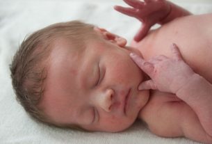 Babies' gut bacteria are linked to their sleep